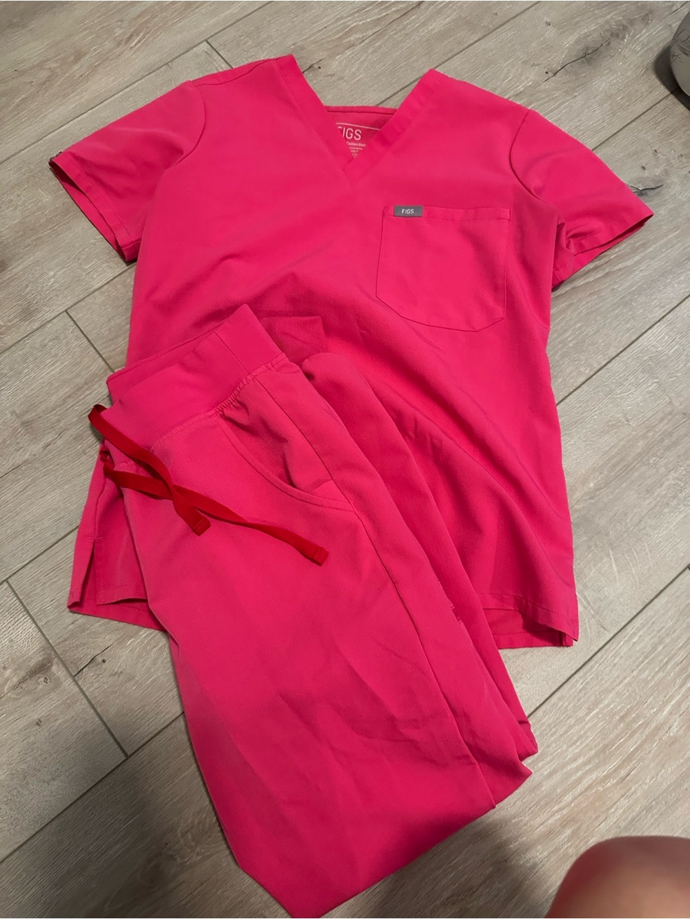 Figs Women's Hot Pink V-Neck Scrub Top and Pants Set